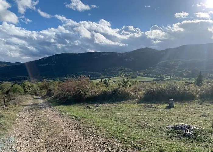 Nyaraló The Hideaway Nébias